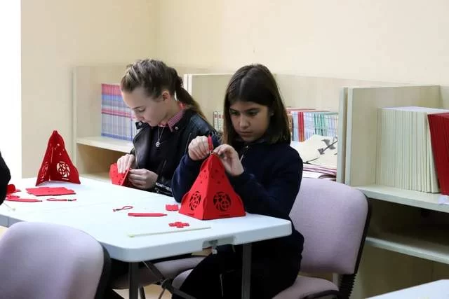 西安非遗深化中马文明互鉴(图2) 西安非遗深化中马文明互鉴(图2)