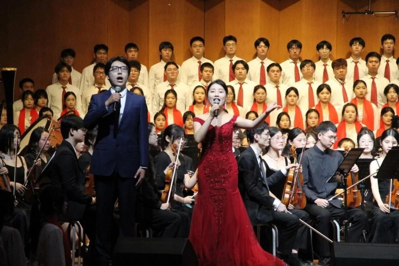 2024年度国家艺术基金资助项目——交响乐《玛纳斯》在江西师范大学音乐学院上演(图8) 2024年度国家艺术基金资助项目《玛纳斯》在江西师范大学音乐学院上演(图8)