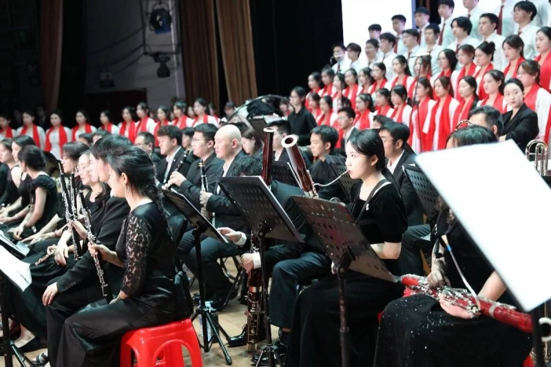 2024年度国家艺术基金资助项目——交响乐《玛纳斯》在江西师范大学音乐学院上演(图5) 2024年度国家艺术基金资助项目《玛纳斯》在江西师范大学音乐学院上演(图5)