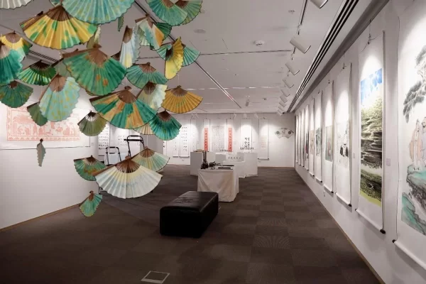 《水墨幻境 万千世界——西安名家书画巡展》在悉尼成功开幕(图2) 《水墨幻境 万千世界——西安名家书画巡展》在悉尼成功开幕(图2)