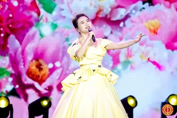 海淀职工庆祝中华人民共和国成立75周年文艺汇演成功举行(图7) 海淀职工庆祝中华人民共和国成立75周年文艺汇演成功举行(图7)