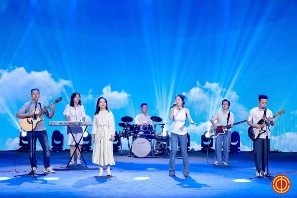 海淀职工庆祝中华人民共和国成立75周年文艺汇演成功举行(图15) 海淀职工庆祝中华人民共和国成立75周年文艺汇演成功举行(图15)