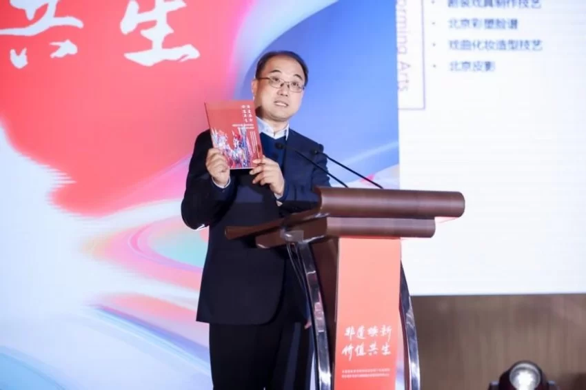 非遗焕新 价值共生——东城区构建非遗传承创新与文商旅融合发展新范式(图3) 非遗焕新 价值共生——东城区构建非遗传承创新与文商旅融合发展新范式(图3)